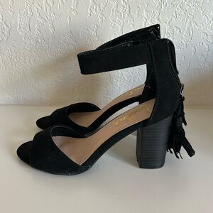 Lulu suede strap heel